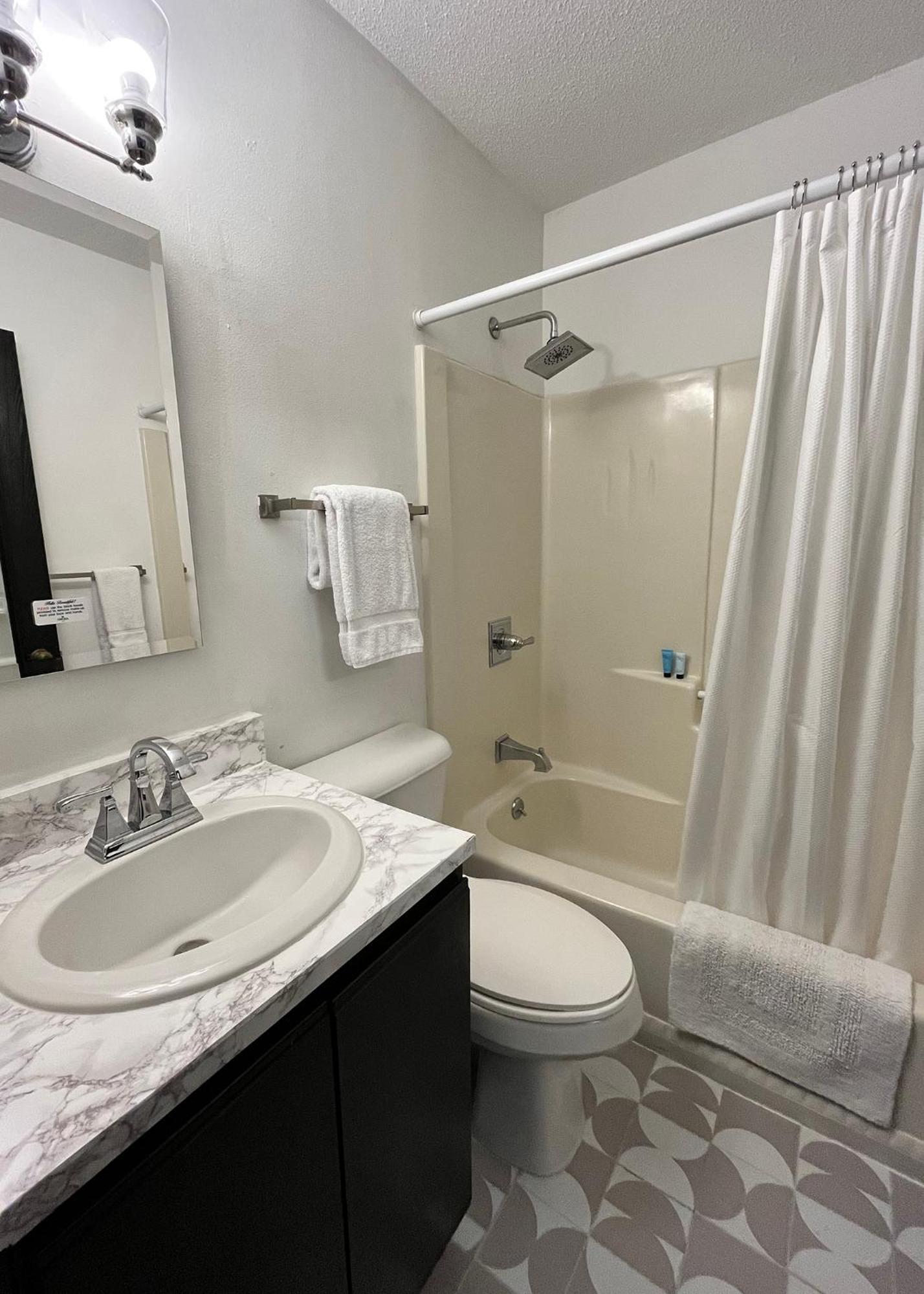 Onora Suites Wausau Exterior photo